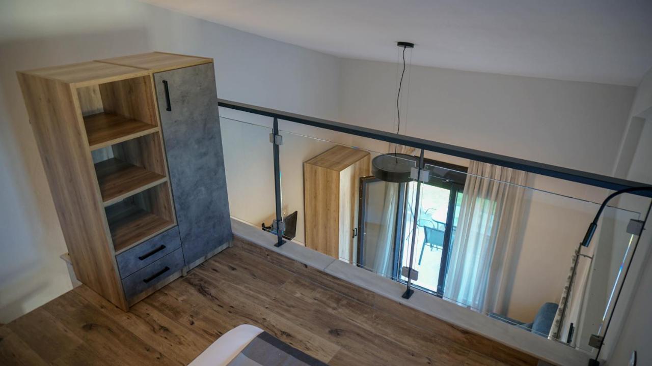 شقة Enalia Luxury Living نيكيتي المظهر الخارجي الصورة